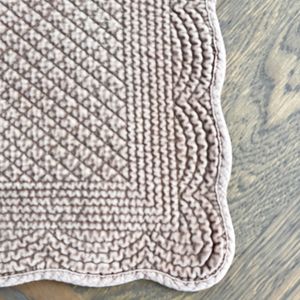 Hovedbilde ANOUSKA | SPISEBRIKKE VELOUR | LATTE 
