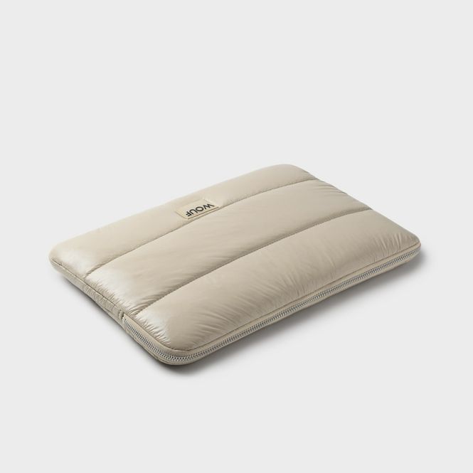Hovedbilde WOUF Air Glossy Laptop Sleeve 